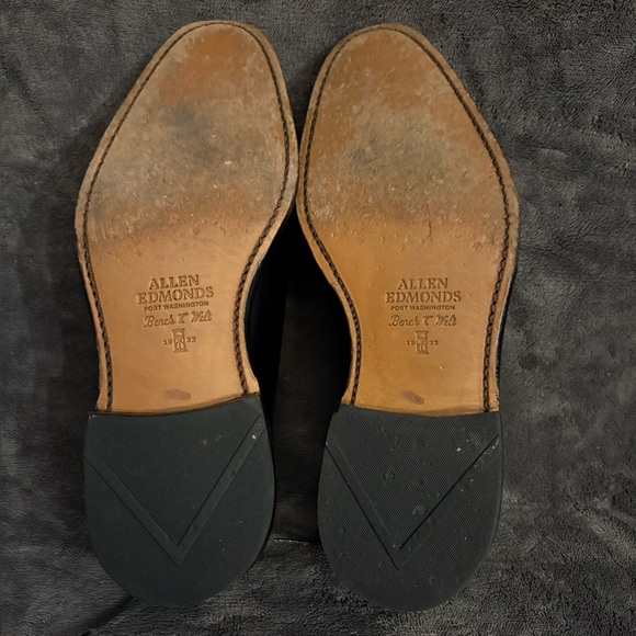 Allen Edmonds Lace-up Oxford shoe